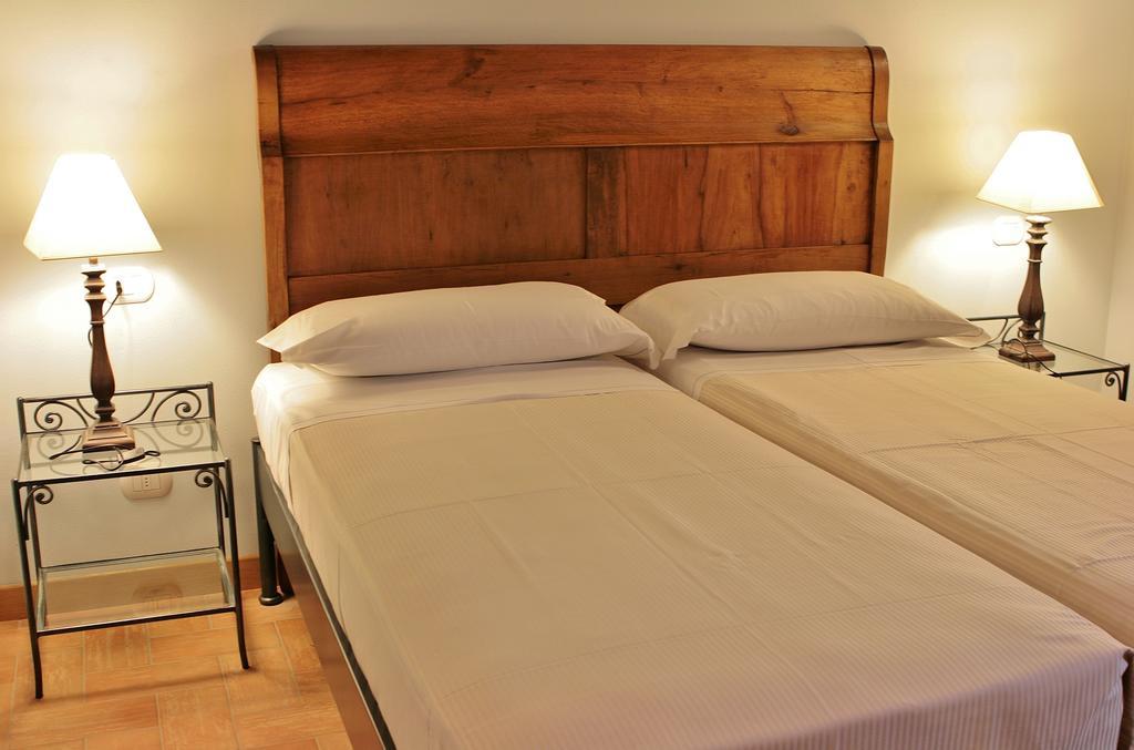 لودي Agriturismo Cavrigo الغرفة الصورة